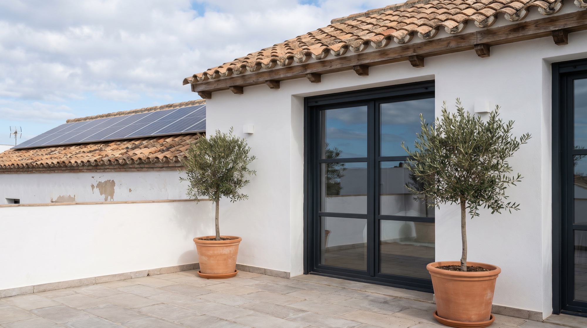 Renovation with energy-efficiency upgrades in Cádiz